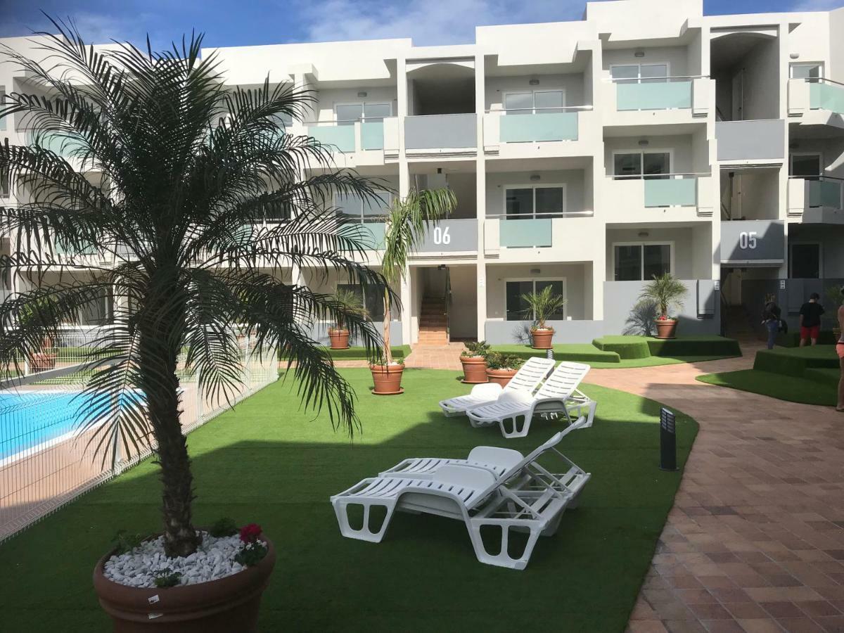 Nice And Sunny Apartment Коральео Экстерьер фото